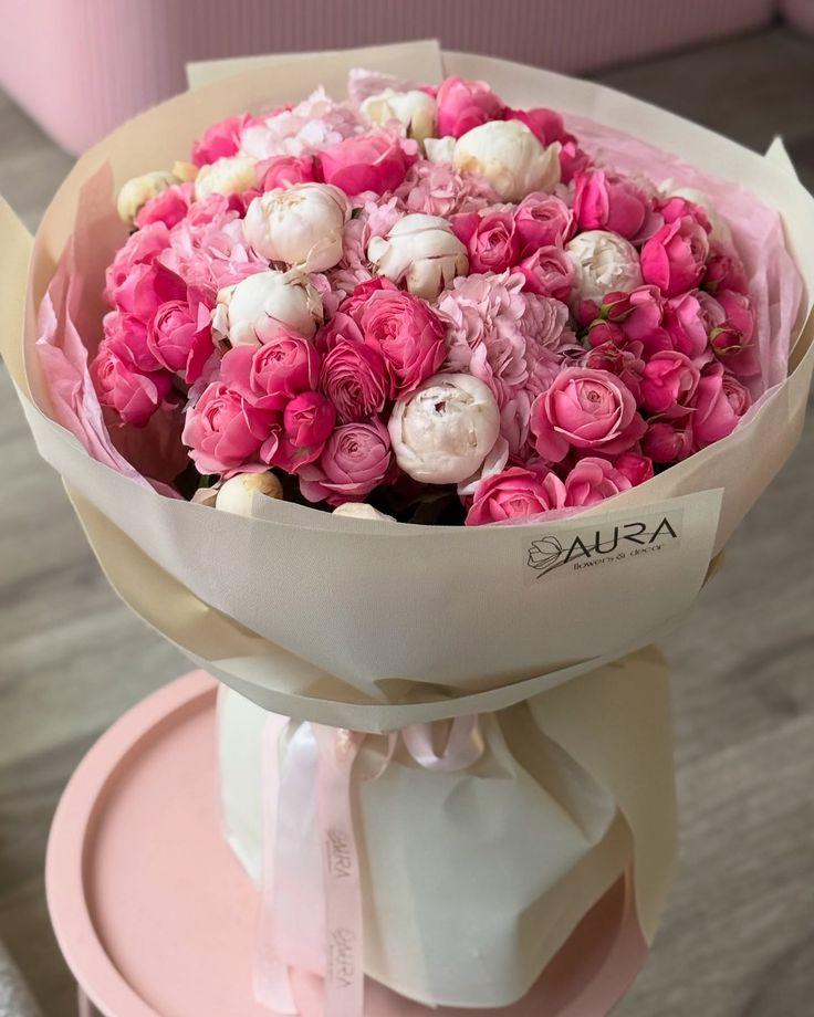 FieldGroveCanvas workshop space where corporate flower arrangements are designed and prepared for business delivery